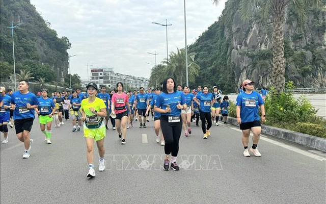 Kỷ lục số lượng vận động viên tham gia Giải Marathon Quốc tế Di sản Hạ Long 2025