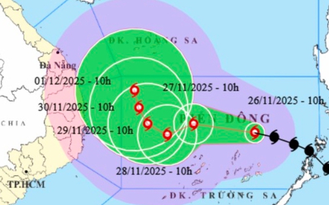 Thủ tướng yêu cầu triển khai các biện pháp cần thiết cao nhất để phòng, tránh, ứng phó bão số 15