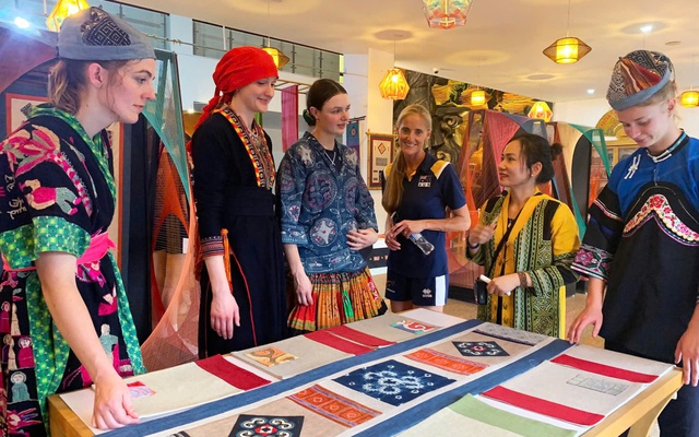 Gìn giữ và phát huy bản sắc văn hóa gắn với phát triển du lịch góp phần thay đổi mạnh mẽ đời sống đồng bào vùng dân tộc thiểu số và miền núi