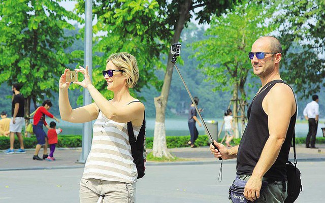 Năm 2025, du lịch Hà Nội đón trên 33,7 triệu lượt khách, doanh thu đạt hơn 134.000 tỷ đồng