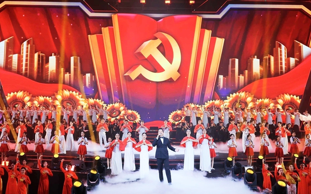 Đặc sắc chương trình nghệ thuật đặc biệt chào mừng Đại hội Thi đua yêu nước toàn quốc lần thứ XI