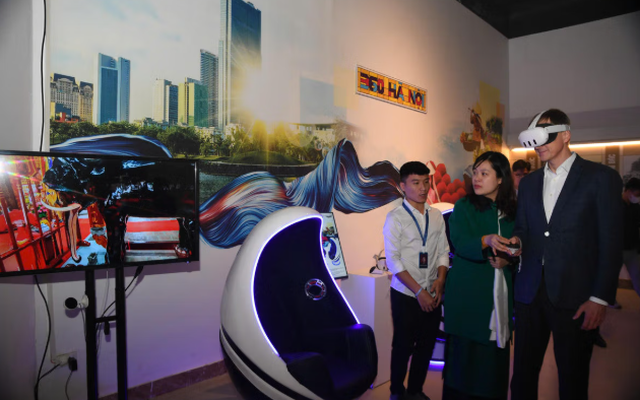 Đánh thức di sản bằng công nghệ