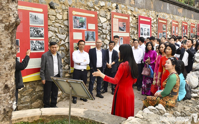 Sơn La: Ngành du lịch đã phát huy vai trò quan trọng trong nền kinh tế, góp phần xóa đói giảm nghèo, bảo tồn văn hóa và bảo vệ môi trường