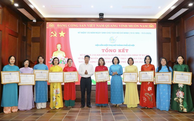 Tôn vinh phụ nữ Thủ đô điển hình tiêu biểu làm theo lời Bác giai đoạn 2016-2025