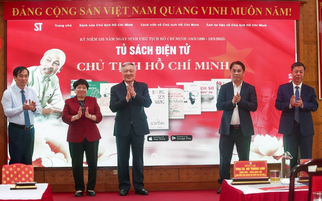 Ra mắt Tủ sách điện tử Chủ tịch Hồ Chí Minh