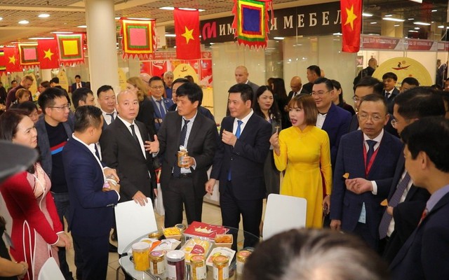 Tổ chức chương trình giới thiệu du lịch Việt Nam, kết nối doanh nghiệp tại thị trường Nga
