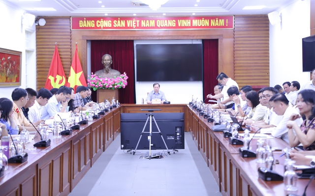Họp triển khai nhiệm vụ tổ chức các đội diễu binh, diễu hành quần chúng, xếp hình trong tổng thể các hoạt động kỷ niệm 80 năm Cách mạng tháng Tám và Quốc khánh 2/9