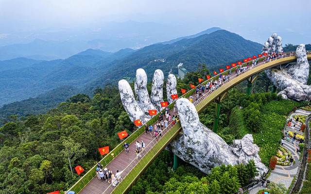 Thúc đẩy xúc tiến du lịch, mở rộng thị trường sản phẩm cho du lịch, nâng cao chất lượng phát triển du lịch