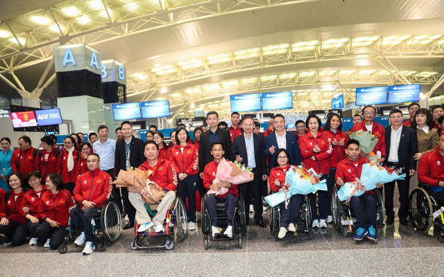 Đoàn Thể thao người khuyết tật Việt Nam lên đường tham dự ASEAN Para Games 13