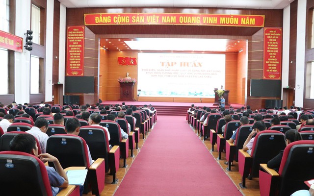 Lai Châu: Triển khai công tác tuyên truyền, phổ biến pháp luật về xây dựng và thực hiện hương ước, quy ước bằng nhiều hình thức