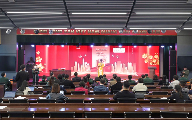 Hòa quyện "chất quân sự" và "hồn dân tộc" trong chương trình nghệ thuật "Đường xuân đất Việt 2026 - Hội tụ"