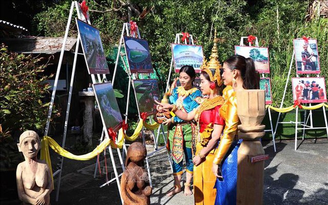 Cà Mau đẩy mạnh bảo tồn, phát huy giá trị văn hóa các dân tộc trên địa bàn tỉnh