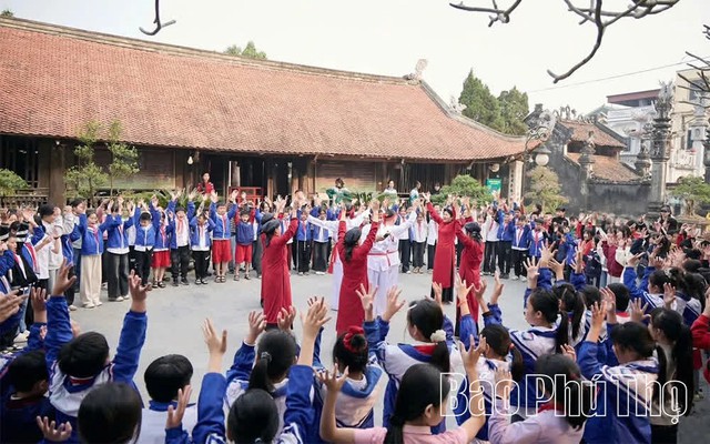 Hành trình khám phá, giáo dục di sản văn hóa Đất Tổ Phú Thọ