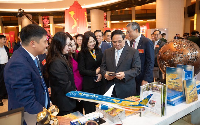 Triển lãm “Những thành tựu nổi bật trong phát triển kinh tế và văn hoá Việt Nam”