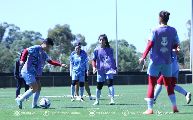 Tuyển nữ Việt Nam đảm bảo thể lực trong thời tiết nắng nóng, tích cực chuẩn bị cho trận đấu tiếp theo tại VCK nữ châu Á 2026